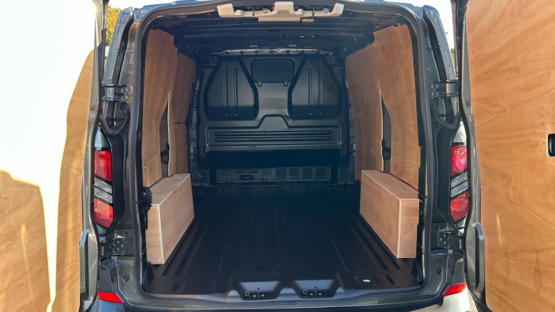 Ford Transit Custom 320 L1 Diesel Fwd 2.0 EcoBlue 170ps H1 Van Limited Auto